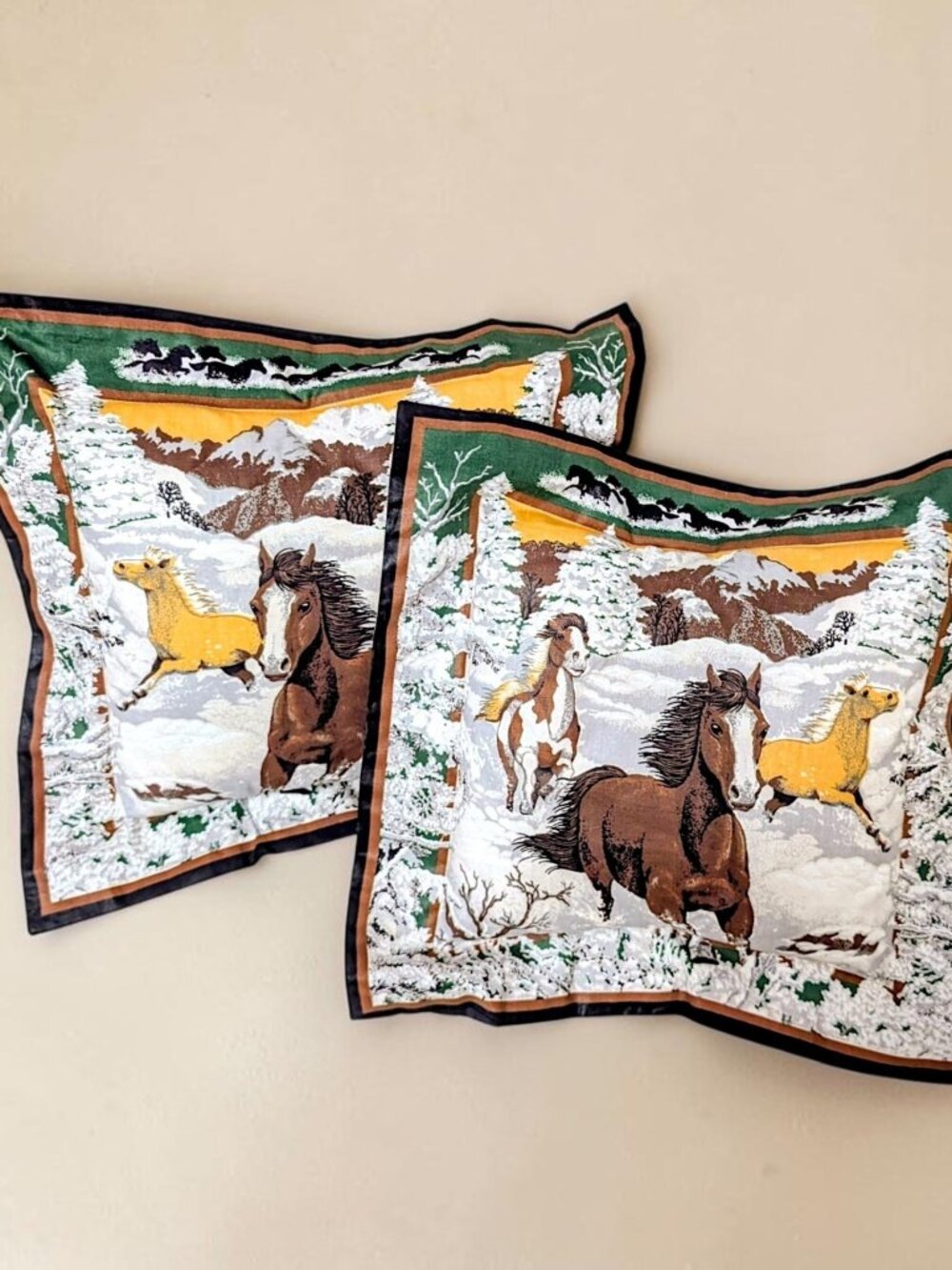 VTG 70's boho southwestern cottage wild horses accent pillows 2 pc 16 x 16 in